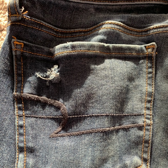 American Eagle extra ripped skinny jeggings S-4 - Picture 12 of 16
